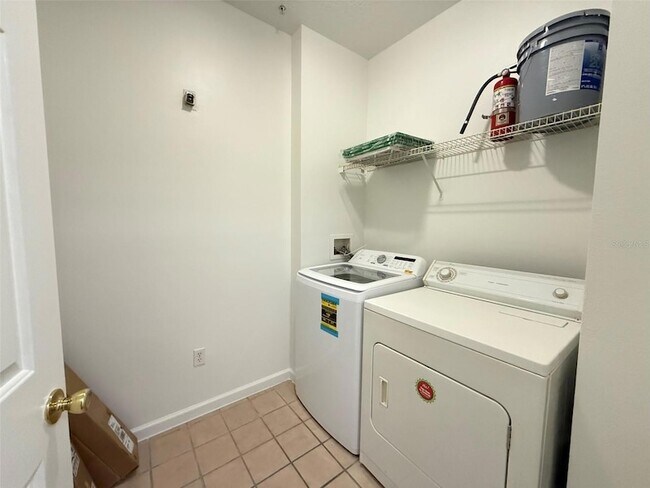 Building Photo - 14316 Fredricksburg Dr