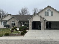 Building Photo - 2134 E Dworshak Dr