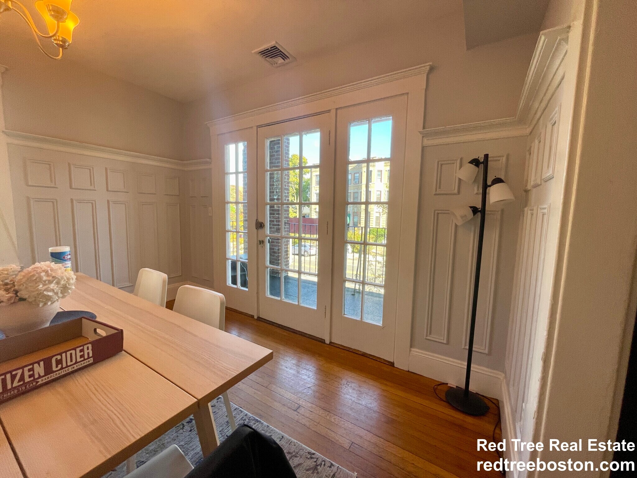 Building Photo - 209 Chestnut Hill Ave