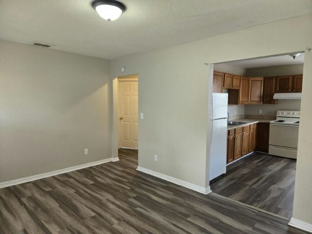 Building Photo - 24 Webb Ln