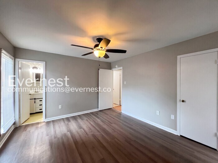 Building Photo - 5787 Northland Dr