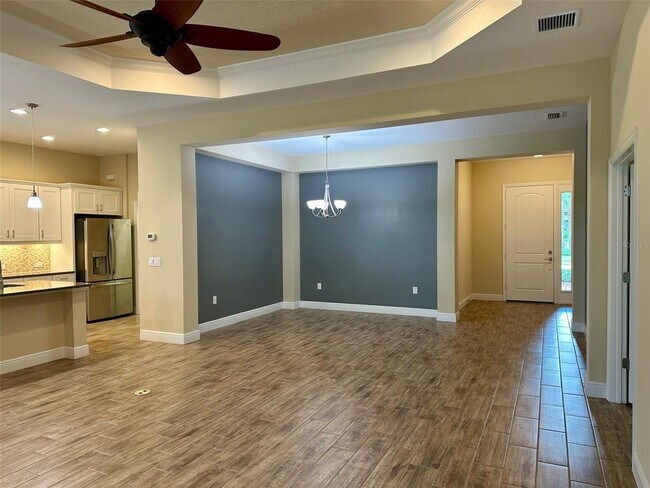 Building Photo - 26720 Weiskopf Dr
