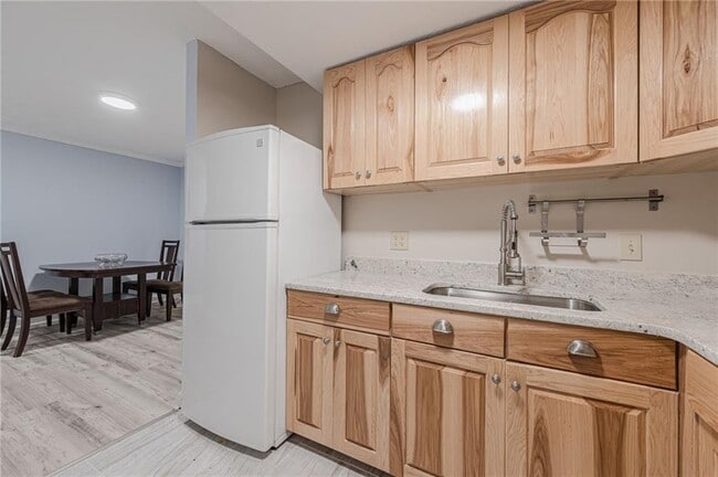 Building Photo - 435 Little Pines Ct