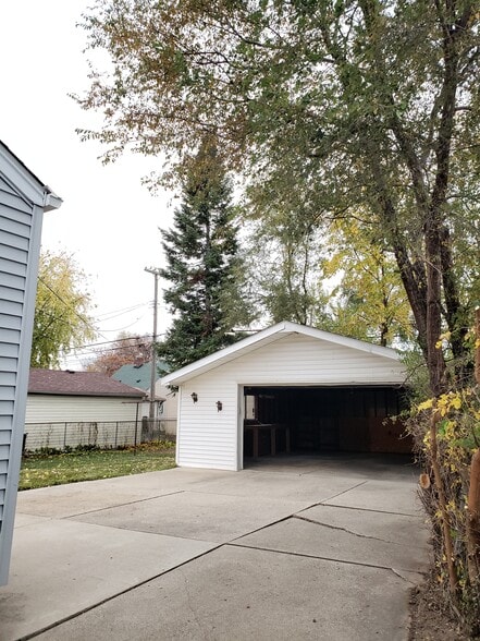 Building Photo - 12490 Pearl St