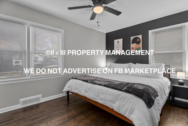 Building Photo - 4023 W 62nd Terrace