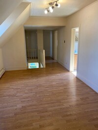 Building Photo - r314LBP