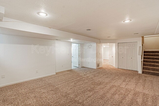 Building Photo - 14129 E Warren Pl