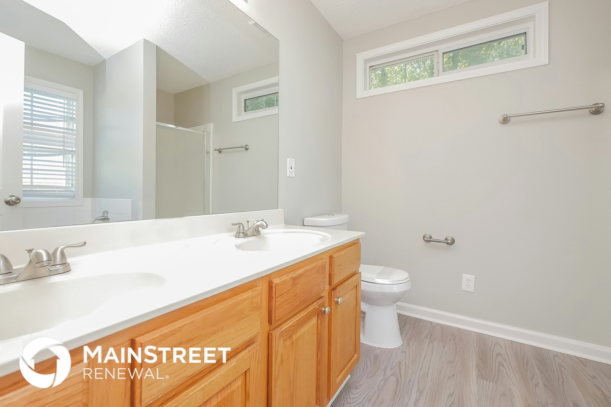 Building Photo - 1785 Emerald Dr