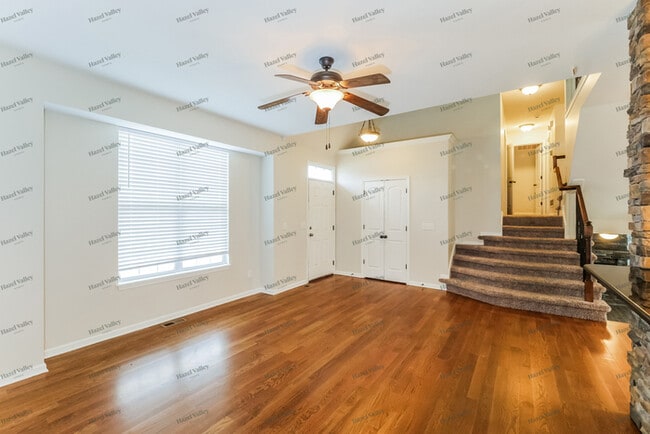 Building Photo - 8401 NE 115th St