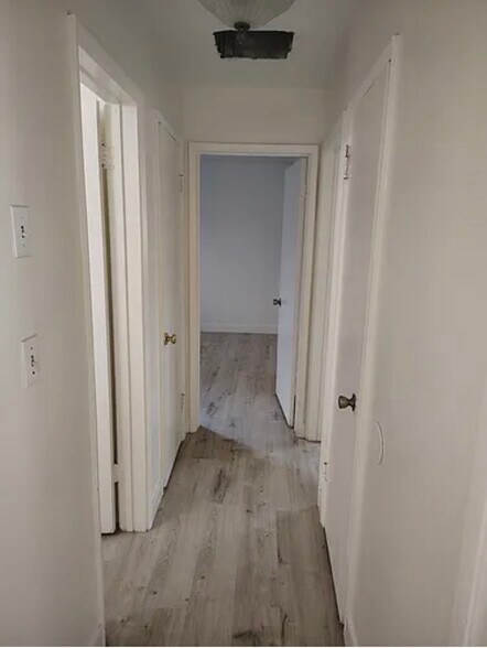 Building Photo - 45409 10th St W