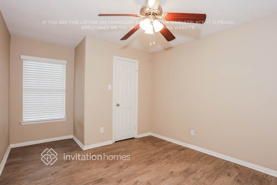 Building Photo - 1313 Sheffield Dr