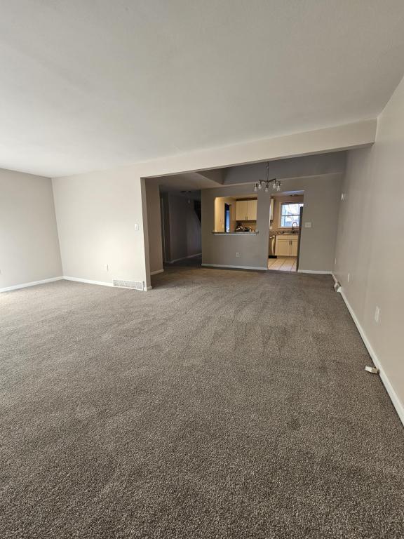 Building Photo - 8170 Honeysuckle Dr