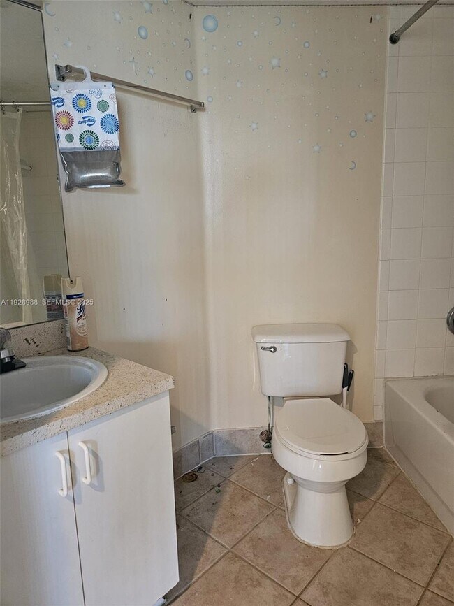 Building Photo - 4163 N Haverhill Rd