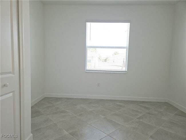 Building Photo - 20465 Copperhead Dr