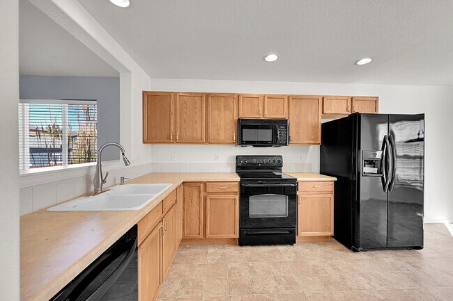 Building Photo - $2,300.00 - 3 Bedrooms, 2 Bathrooms, Single Family Home in Thornton with Cozy Fireplace!