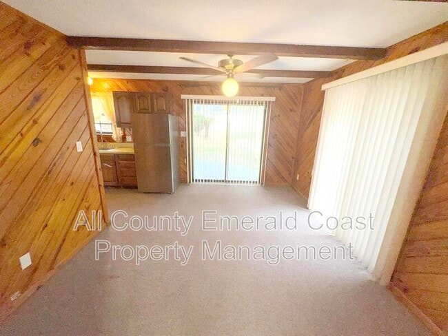 Building Photo - 504 Kelly St