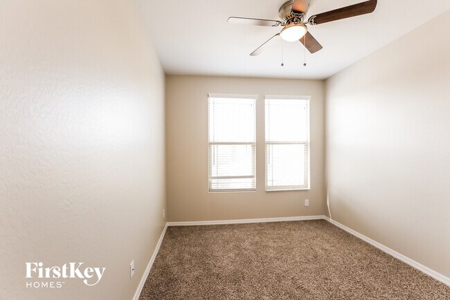 Building Photo - 17280 W Kendall St