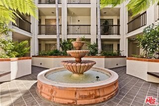 Building Photo - 2142 Century Park Ln