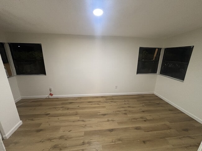 Building Photo - 202 2nd St