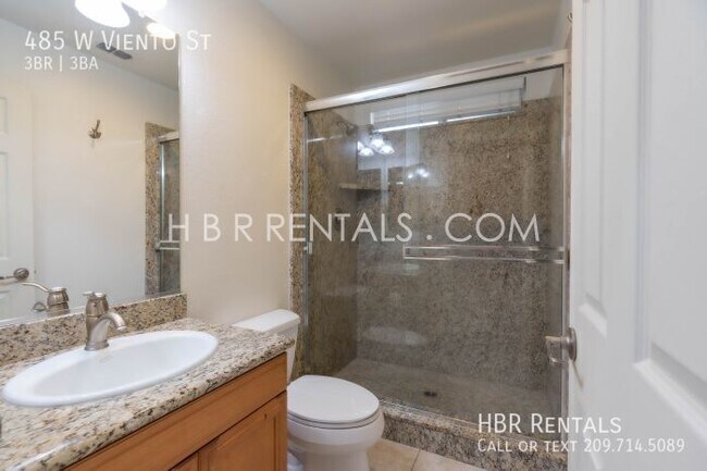 Building Photo - 485 W Viento St