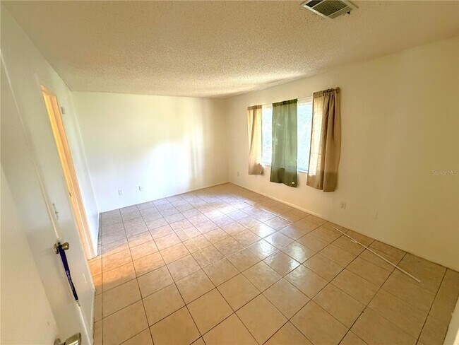 Building Photo - 3102 Split Willow Dr