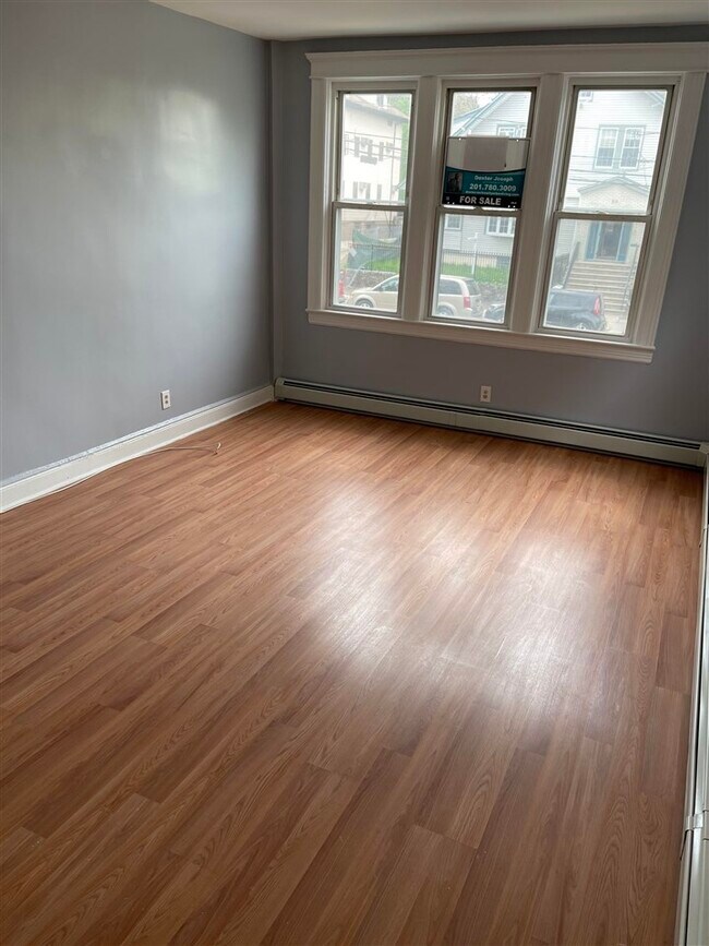 Building Photo - 24 Eastern Pkwy