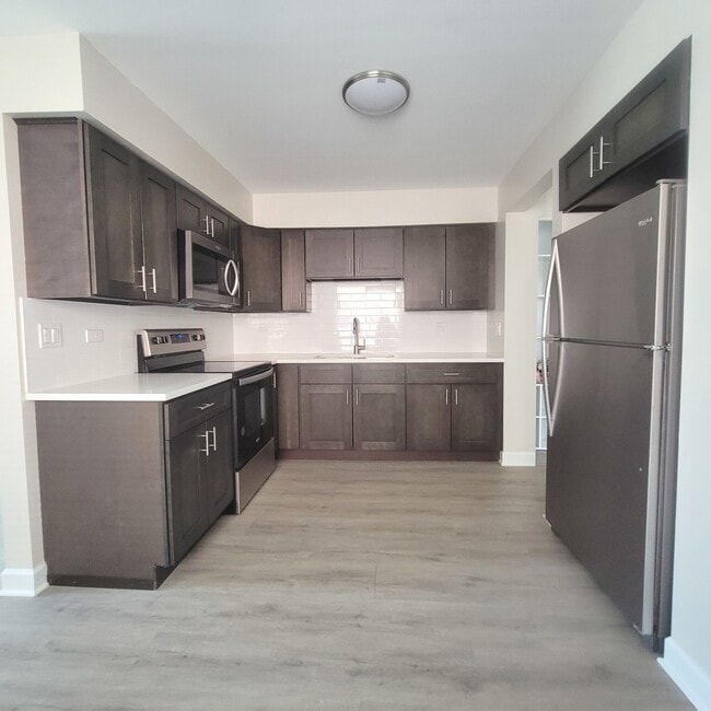 Building Photo - 6537 173rd Pl