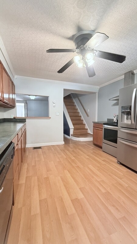 Building Photo - 222 Edmond St