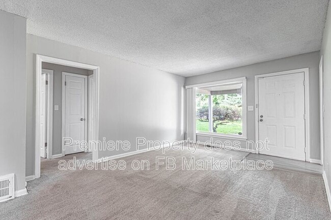 Building Photo - 3301 Mellier Ave