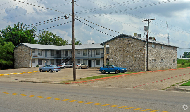 Primary Photo - 3102 ATKINSON AVE Apartment