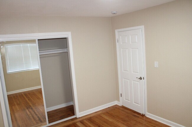 Building Photo - 319-325 21st St., Richmond, CA 94801