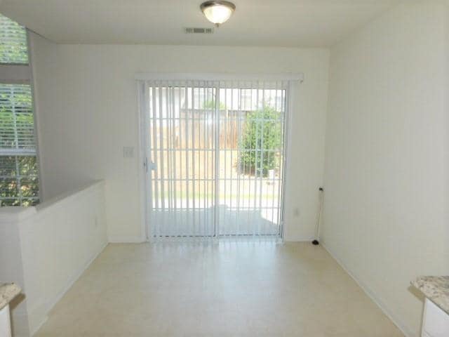 Building Photo - 727 Wamock Dr