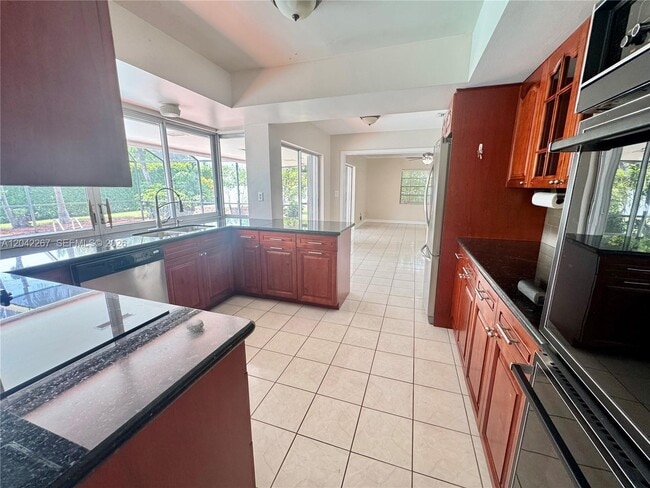Building Photo - 7600 SW 174th St