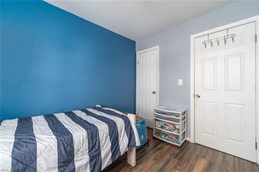 Bedroom 2 - 662 Biltmore Dr