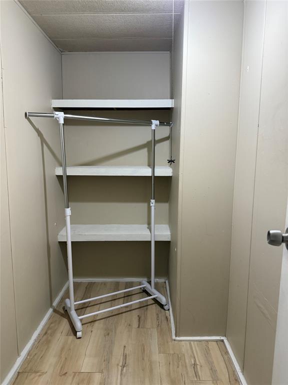 Building Photo - 374 Plum St