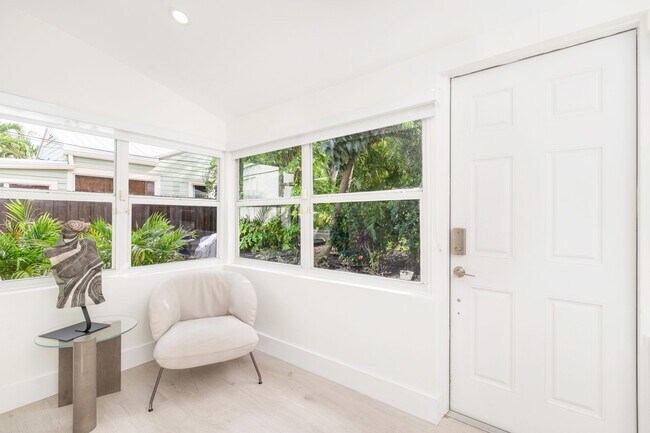 Building Photo - 439 28th St