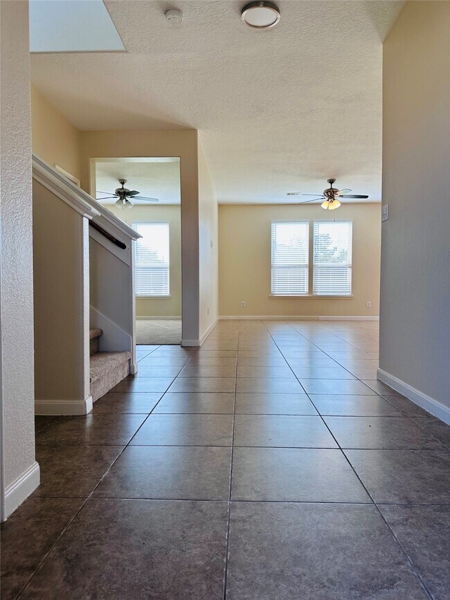 Primary Photo - 1607 Bel Riposo Ln