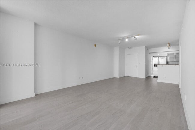 Building Photo - 325 S Biscayne Blvd