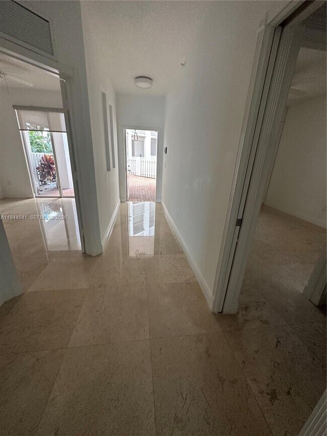 Building Photo - 10730 NW 66th St