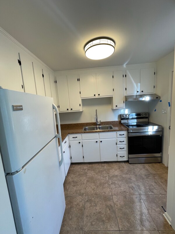 Building Photo - 122 S Shenandoah Ave