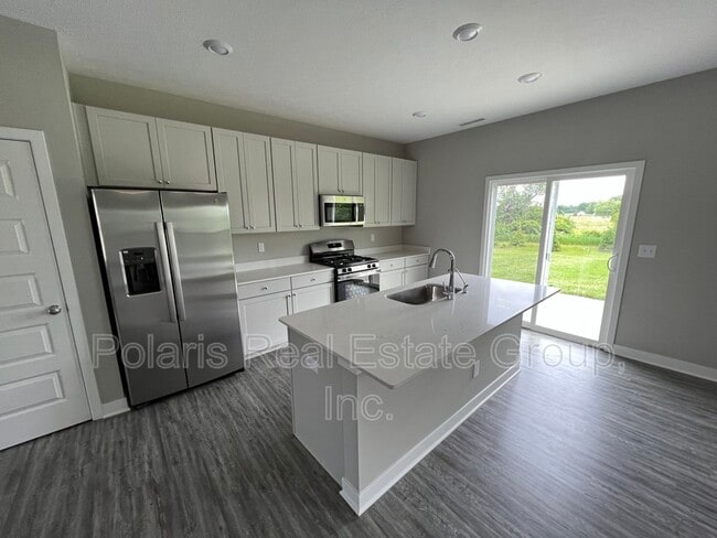 Building Photo - 3085 Gibbert Ln