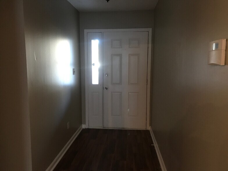 Building Photo - 5617 Longbow Drive