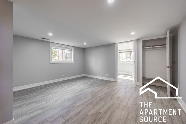 Building Photo - 7225 E Prairie Rd