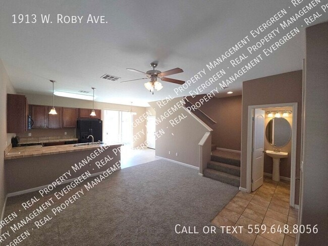 Building Photo - 1913 W Roby Ave