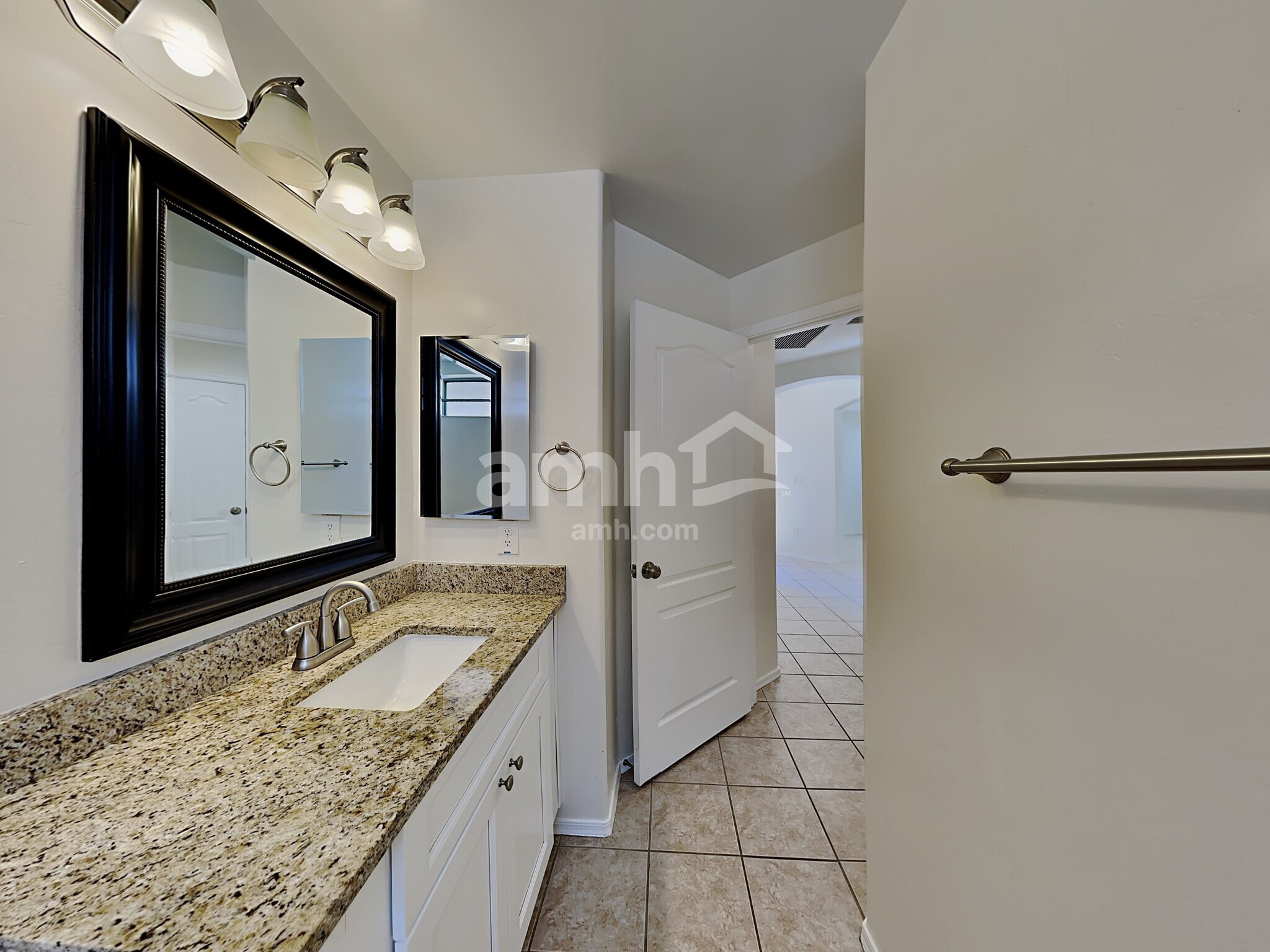 Building Photo - 10466 S Drifter Ranch Pl