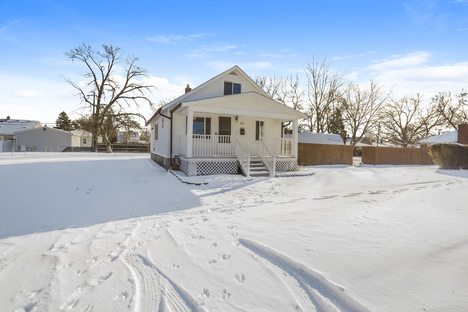 Building Photo - 4151 Coolidge Ave