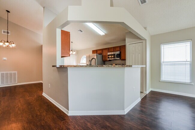 Building Photo - 10315 Lecon Branch Ct