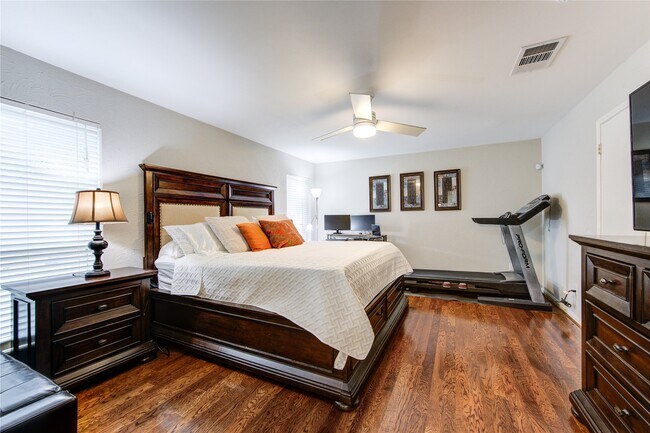 Building Photo - 12147 Ella Lee Ln