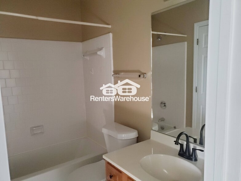 Building Photo - 4935 Tanners Spring Dr