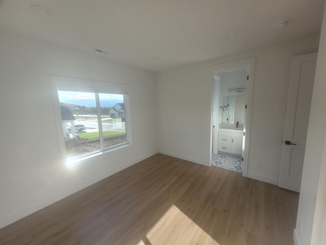 Building Photo - 1491 N Jerry Gertsch Ln
